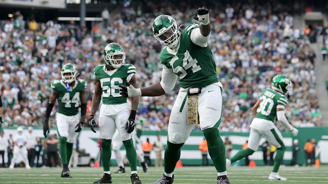 SY225C中型液压挖掘机